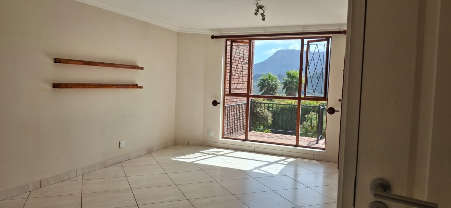 3 Bedroom Property for Sale in Fish Hoek Western Cape